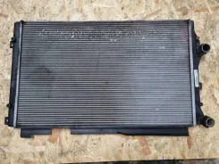 �������� �������� Volkswagen Scirocco 1K0121251DN ����