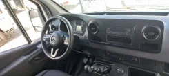 Mercedes-Benz Sprinter ����