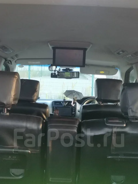 Nissan Serena. �������, ��������, 2.0 (146��.�.), ������, 250 000����. �� ����