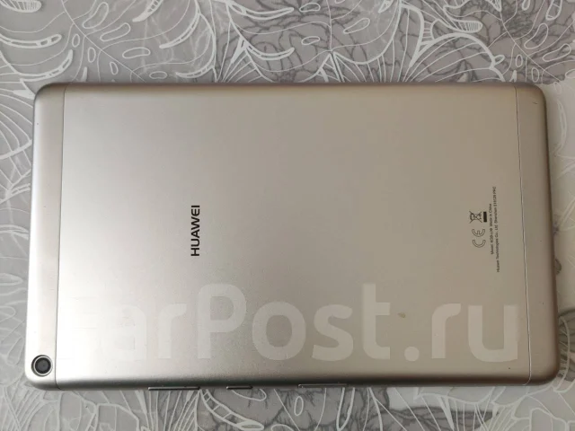 Huawei MediaPad T3. 8 ������, ������ 16 �� ����