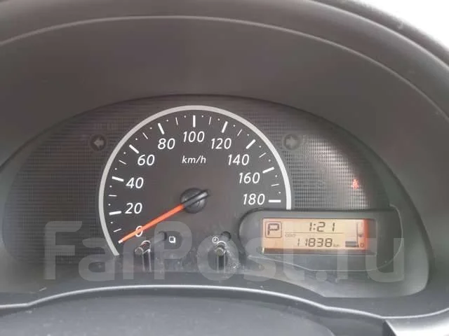 Nissan March. ��������, ��������, 1.2 (79��.�.), ������, 12 000����. ��, �/�. ��� ����� �� ������������ ����