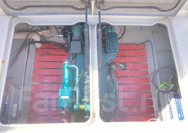 Yamaha SR-25. 1993 ���, ����� 8��., ��������� ������������, 200��.�., ������ ����
