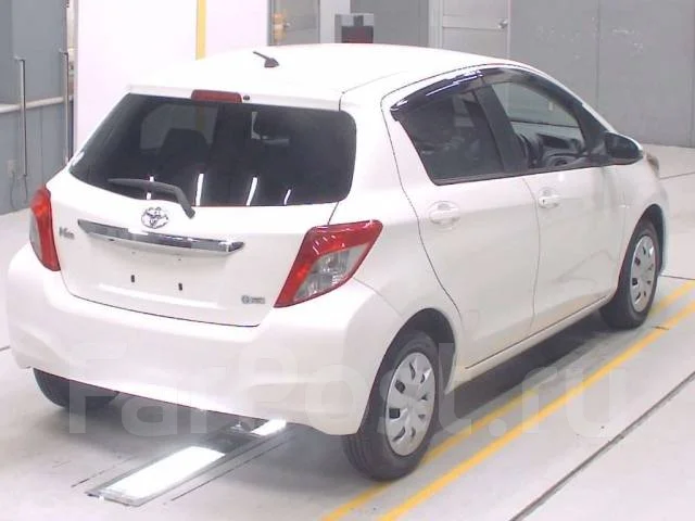 Toyota Vitz. �������, ��������, 1.3 (99��.�.), ������, 35 000����. ��, �/�. ��� ����� �� ������������ ����