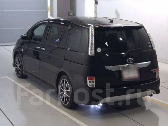 Toyota Isis. �������, ��������, 1.8 (143��.�.), ������, 58 000����. ��, �/�. ��� ����� �� ������������ ����