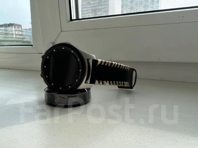 Samsung Galaxy Watch ����