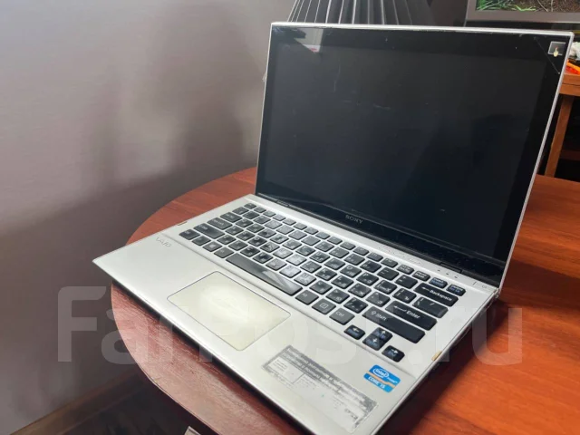 Sony VAIO. 13.1", ��� 4 ��, WiFi: 1, Bluetooth: 1 ����