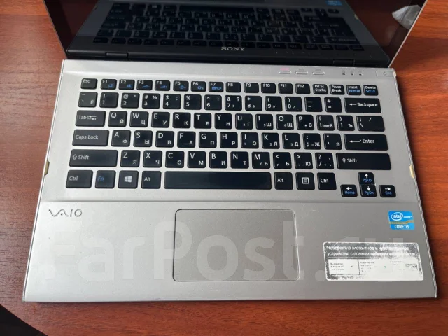 Sony VAIO. 13.1", ��� 4 ��, WiFi: 1, Bluetooth: 1 ����