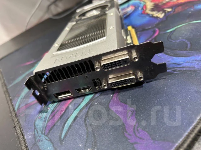 TITAN GTX ����