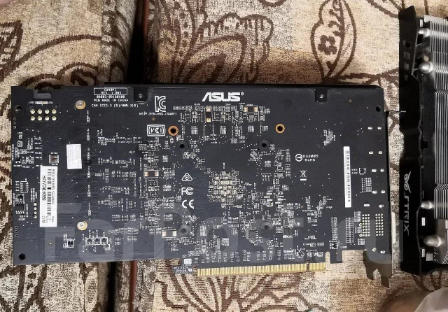 Radeon RX 570 ����