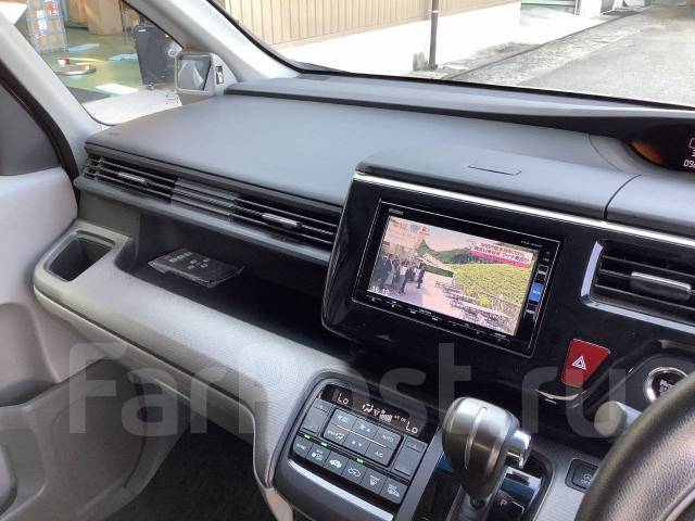 Honda Stepwgn, 2015, RP1, L15B во Владивостоке