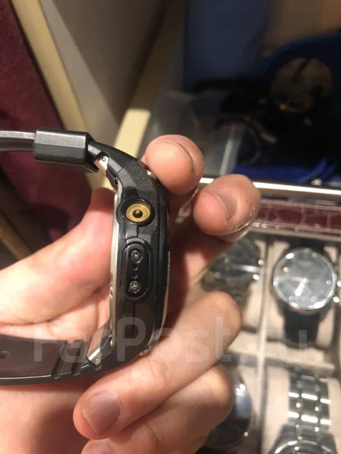 Casio. GPS, NFC ����