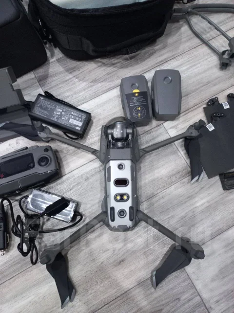DJI Mavic 2 Zoom ����