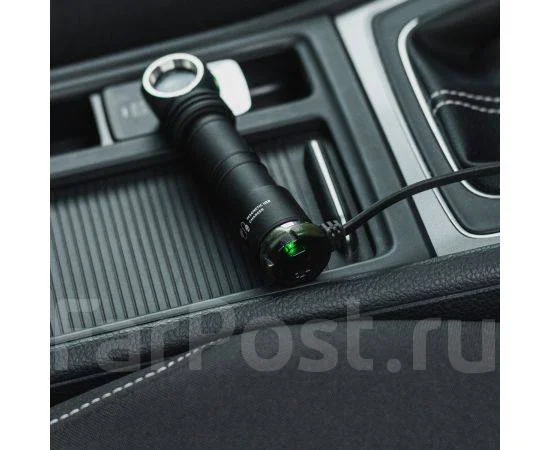 ������ Armytek Wizard C2 Pro Magnet USB ����� ����