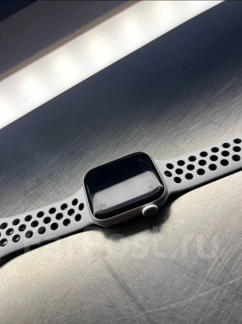 Apple Watch Series 5 Nike+ ����