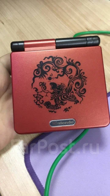 Nintendo Game Boy ����