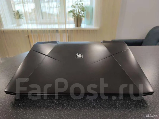 Clevo. 17.3", ��� 64 �� � ������, ���� 2 000���, WiFi: 1, Bluetooth: 1 ����