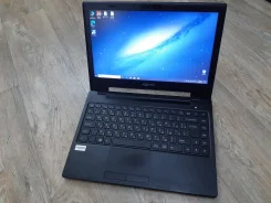 Aquarius NS573. 13.3", 2,3����, ��� 8 ��, ���� 256���, WiFi: 1, ����������� �� 4��. ����