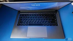 Huawei MateBook D 14. 14", 2,1����, ��� 8 ��, ���� 512���, WiFi, Bluetooth, ����������� �� 6��. ����