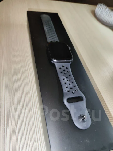 Apple Watch SE Nike. GPS ����