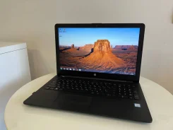 HP 15. 15.6", ��� 4 ��, ���� 500���, WiFi: 1, Bluetooth: 1, ����������� �� 10��. ����