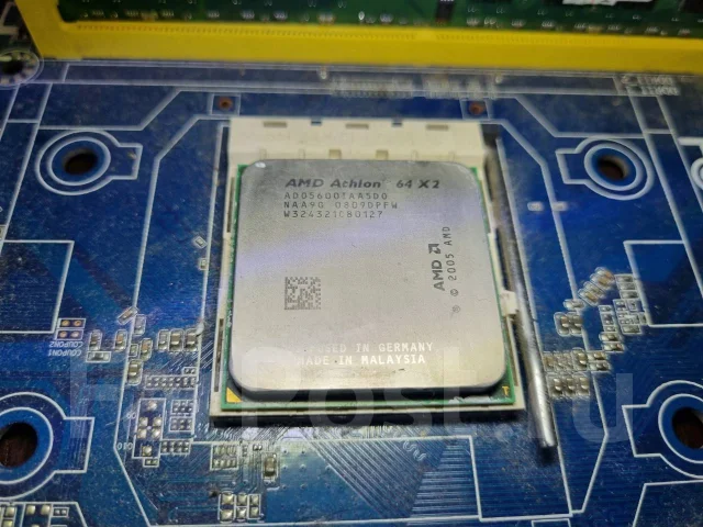 Socket AM2 ����
