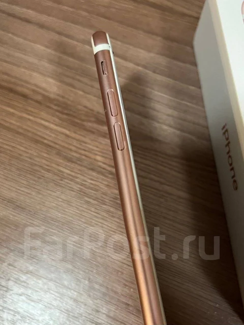 Apple iPhone 7. �/�, 32 ��, �������, 3G, 4G LTE ����