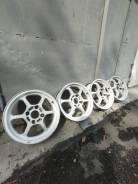 Black Racing. 6.5x15", 4x114.3, ET38 ����