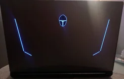 Thunderobot. 17", 2,3����, ��� 32 ��, ���� 1 000���, WiFi: 1, Bluetooth: 1, ����������� �� 6��. ����