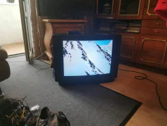 LG CF. CRT (���) ����
