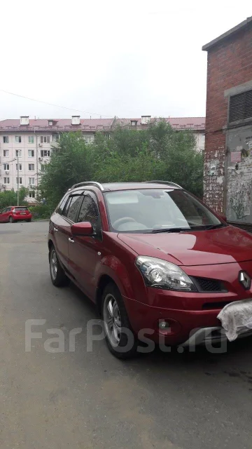 Renault Koleos. OTCUTCTBUET ����