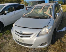 Toyota Belta. SCP921033035 ����
