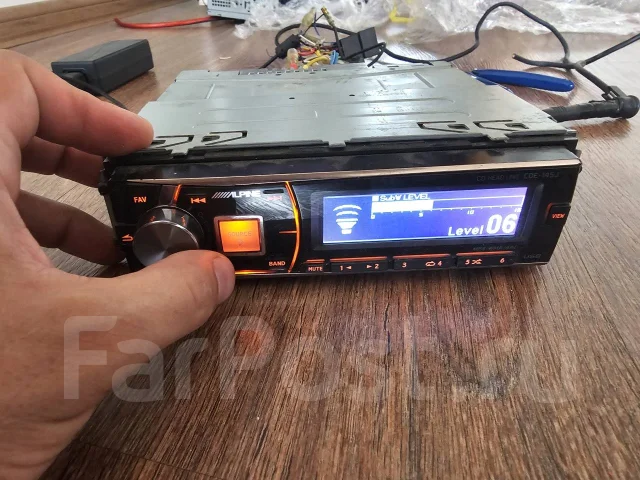 Alpine CDE-145J ����