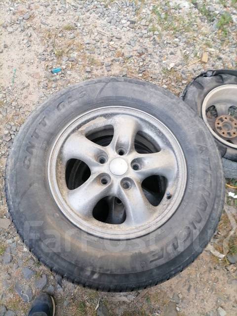 Продам литье с резиной, 15", 1 шт, 215 мм, 70 %, радиальный, 215/70 R15 ...