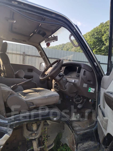 Nissan Caravan ����