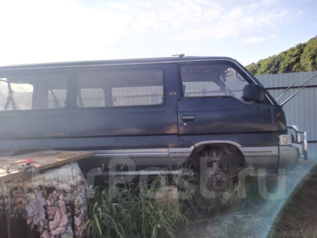 Nissan Caravan ����