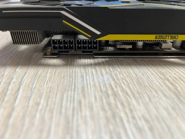 Radeon RX 5700 XT ����