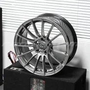 Enkei RS05. 7.5x17", 5x112, ET38, �� 66,6���. ����