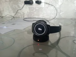 Samsung Galaxy Watch. GPS, NFC, IP68 ����