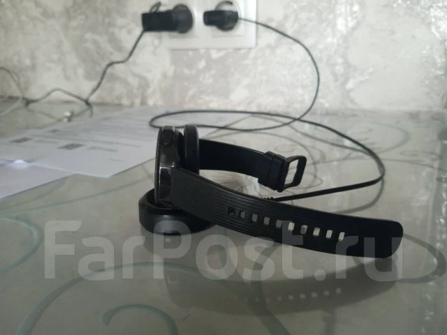 Samsung Galaxy Watch. GPS, NFC, IP68 ����