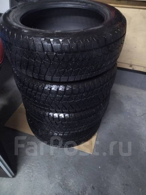 Продам резину зимнюю, в наличии, б/у. Цена: 40 000₽ во Владивостоке