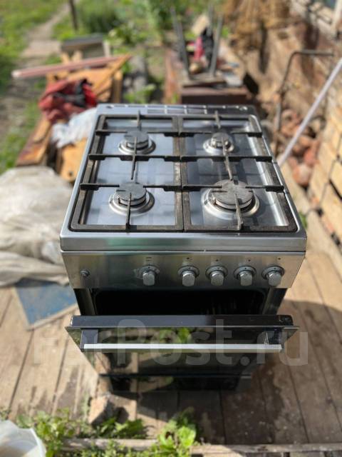 Продам 4х комфорочную газовую плиту, б/у, в наличии. Цена: 5 000₽ в ...