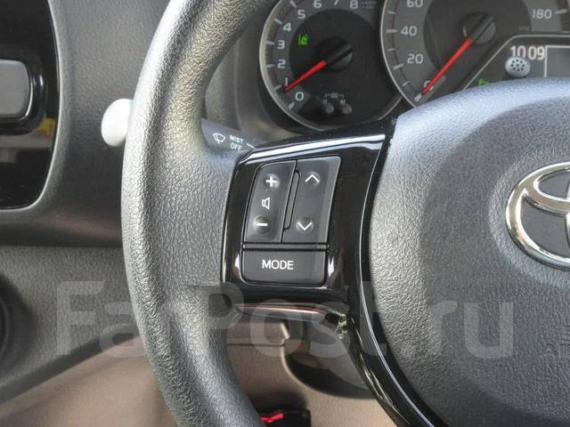 Toyota Vitz. �������, 4wd, 1.3 (95��.�.), ������, 50 000����. ��, �/�, ��� ���. ��� ����� �� ������������ ����