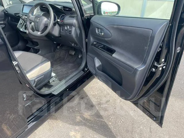 Toyota Wish. ��������, 4wd, 1.8 (130��.�.), ������, 45 000����. ��, �/�. ��� ����� �� ������������ ����
