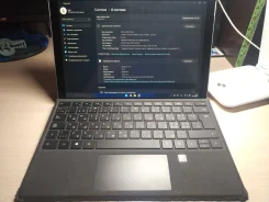 Microsoft Surface Pro 4 i7. 12.3 ������, ������ 1 �� ����