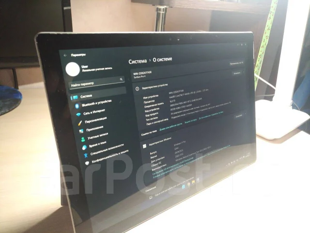 Microsoft Surface Pro 4 i7. 12.3 ������, ������ 1 �� ����