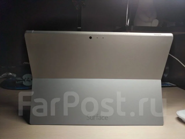 Microsoft Surface Pro 3 i5. 12.3 ������, ������ 256 �� ����