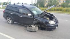 Mitsubishi Outlander ����