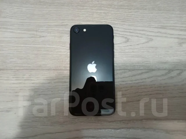 Apple iPhone SE. �/�, 64 ��, ������, 3G, 4G LTE, NFC ����