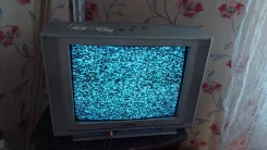 Hitachi. Quantum Dot (QLED, NanoCell) ����