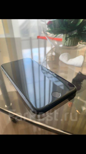 Apple iPhone SE 2020. �/�, 64 ��, �����, 4G LTE ����